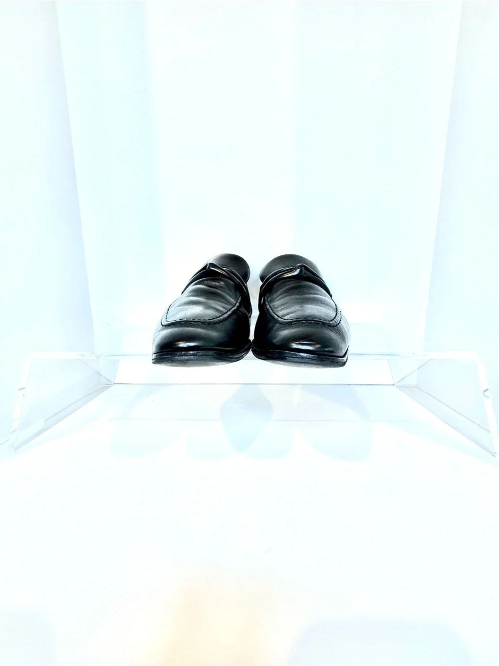Gucci Black Leather Classic Knot Slip-On Loafers, size 10.5, fits like 11.5